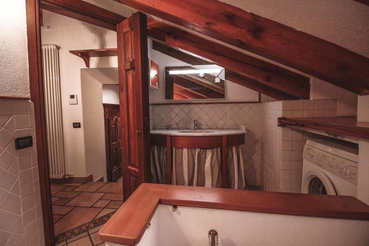 Apartament La Casa Sul Cardo - Affitti Brevi Italia Aosta Zewnętrze zdjęcie